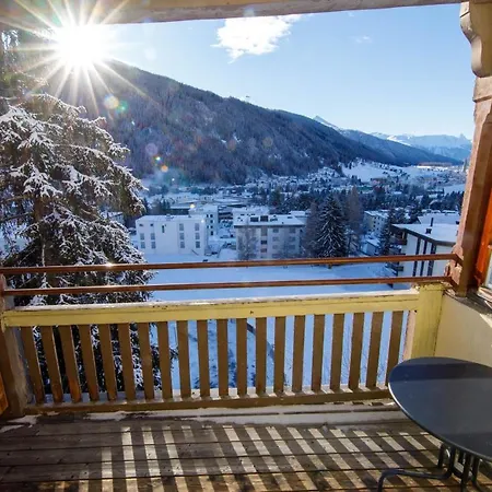 Zentrum Haus 3* Davos