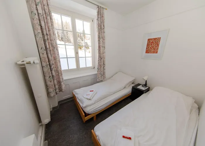 Zentrum Haus 3* Davos